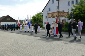 Bittprozession am Pfingstmontag (Foto: Karl-Franz Thiede)